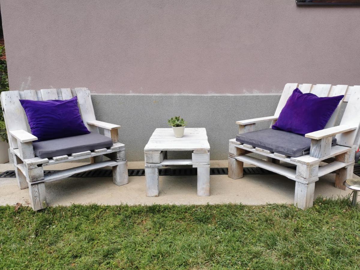 Apartmani La Grande Motte Vrdnik Luaran gambar