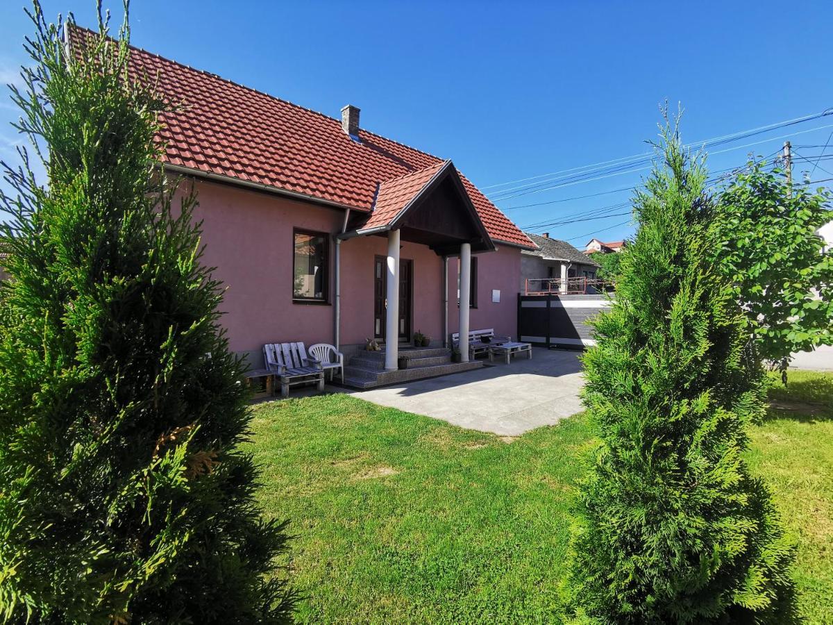 Apartmani La Grande Motte Vrdnik Luaran gambar