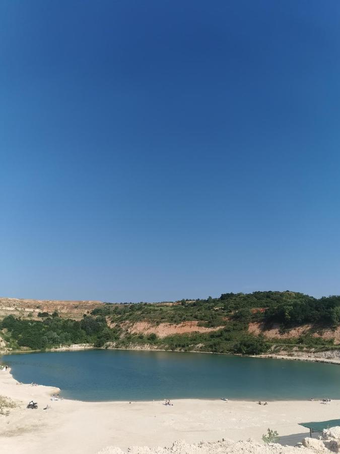 Apartmani La Grande Motte Vrdnik Luaran gambar