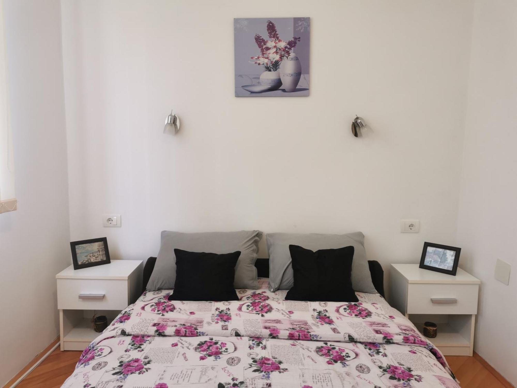 Apartmani La Grande Motte Vrdnik Luaran gambar