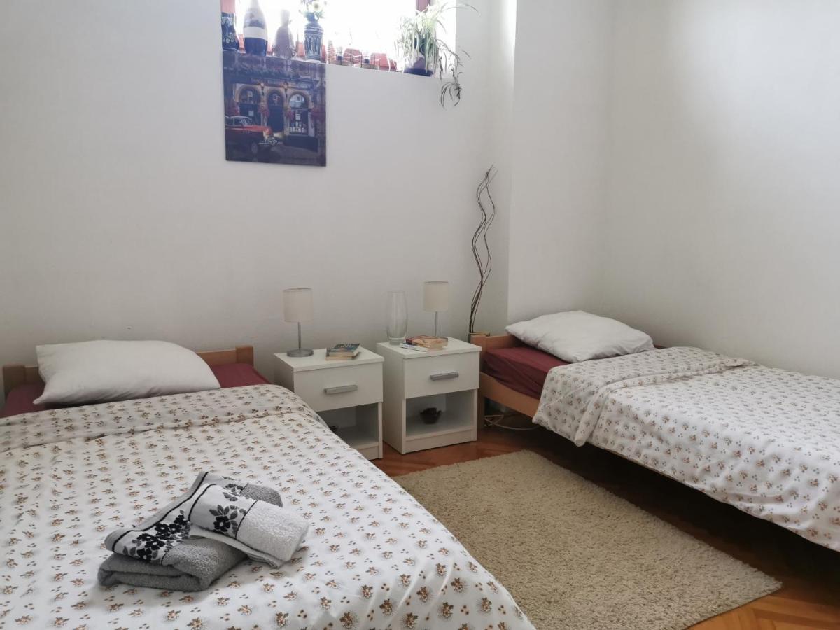 Apartmani La Grande Motte Vrdnik Luaran gambar